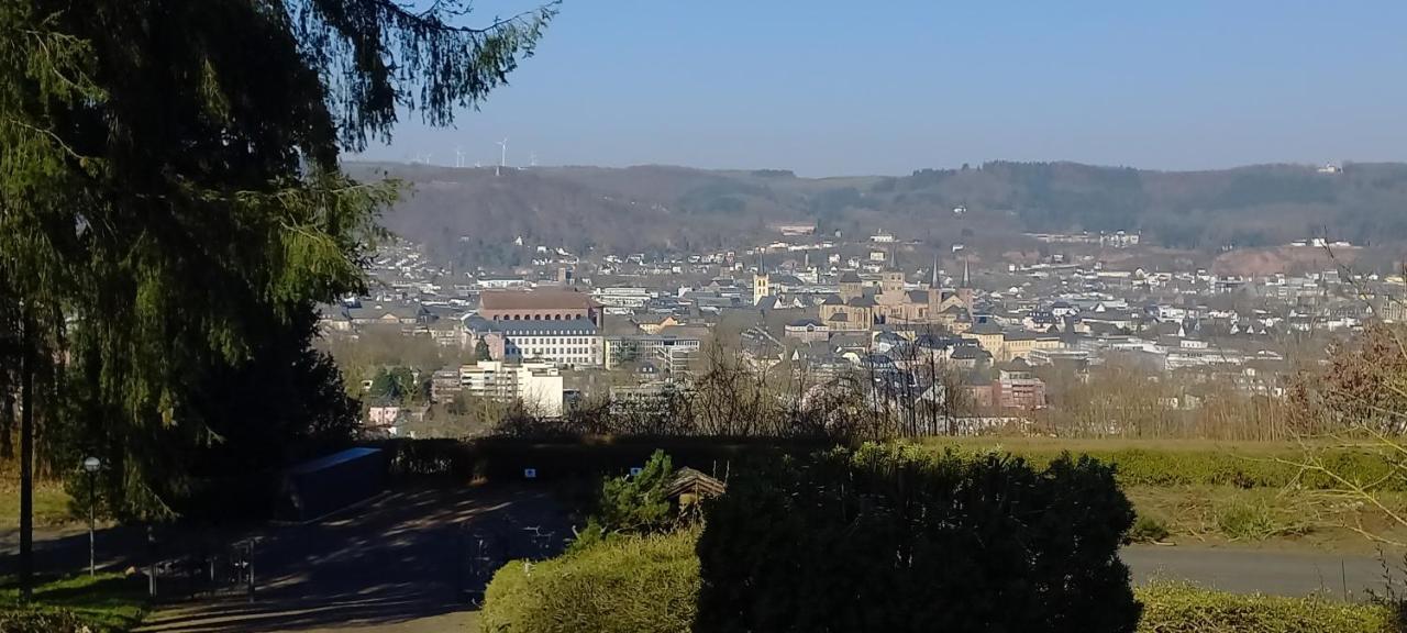 Ferienwohnungen Petrisberg Трир Экстерьер фото
